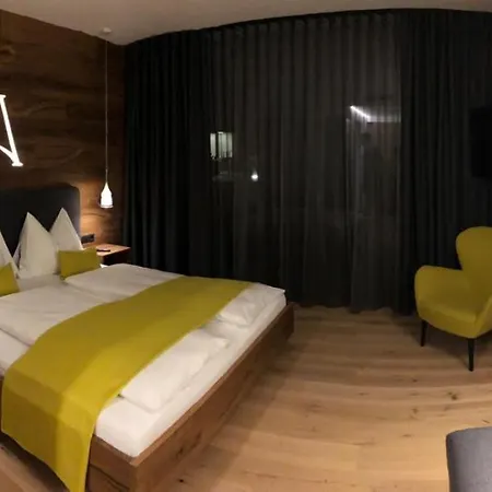 Frühstückspension Auhof 3*